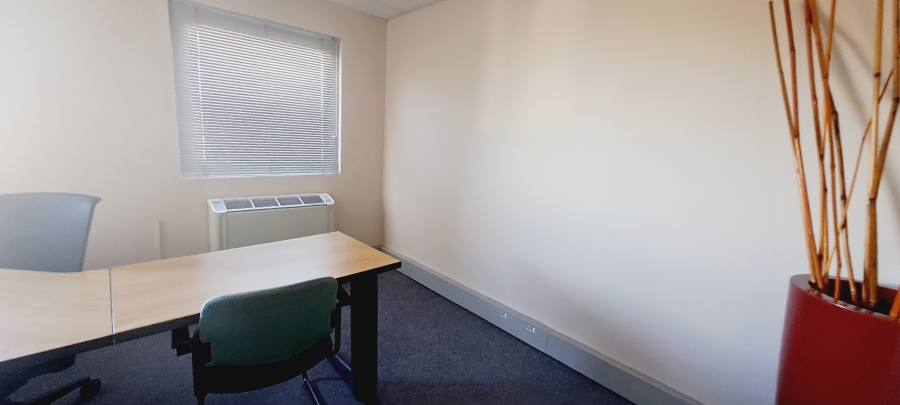 To Let commercial Property for Rent in Rosenpark Western Cape